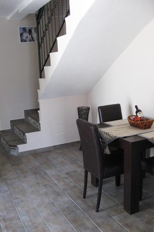 Smokva Apartments تْشيرسيك نوفي المظهر الخارجي الصورة