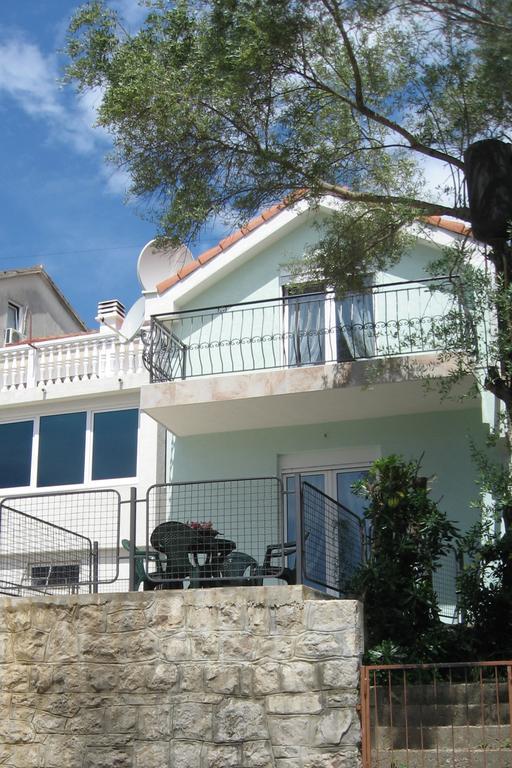 Smokva Apartments تْشيرسيك نوفي الغرفة الصورة